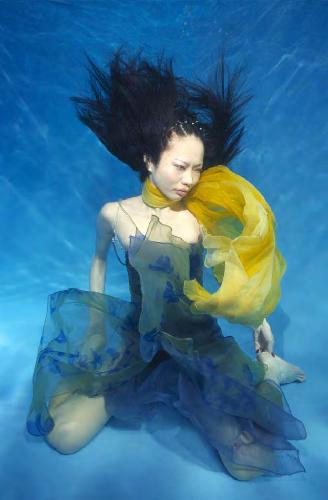 Underwater Photography (December 2001)